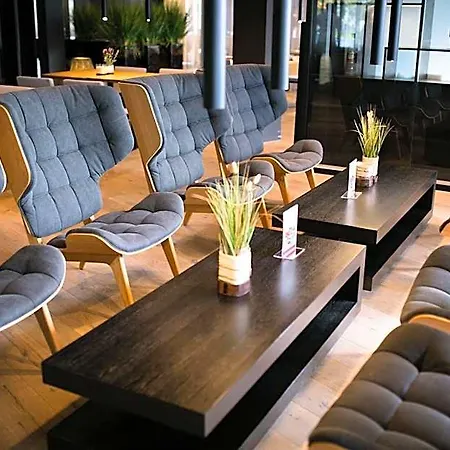 Hotell Hedon & 4*